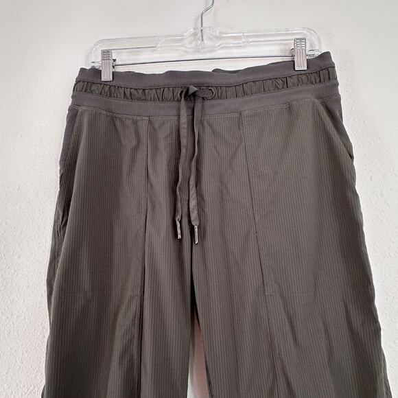 Lululemon Dance Studio Mid-Rise Cropped Pant, Army Green, Size 8 - Picture 9 of 9